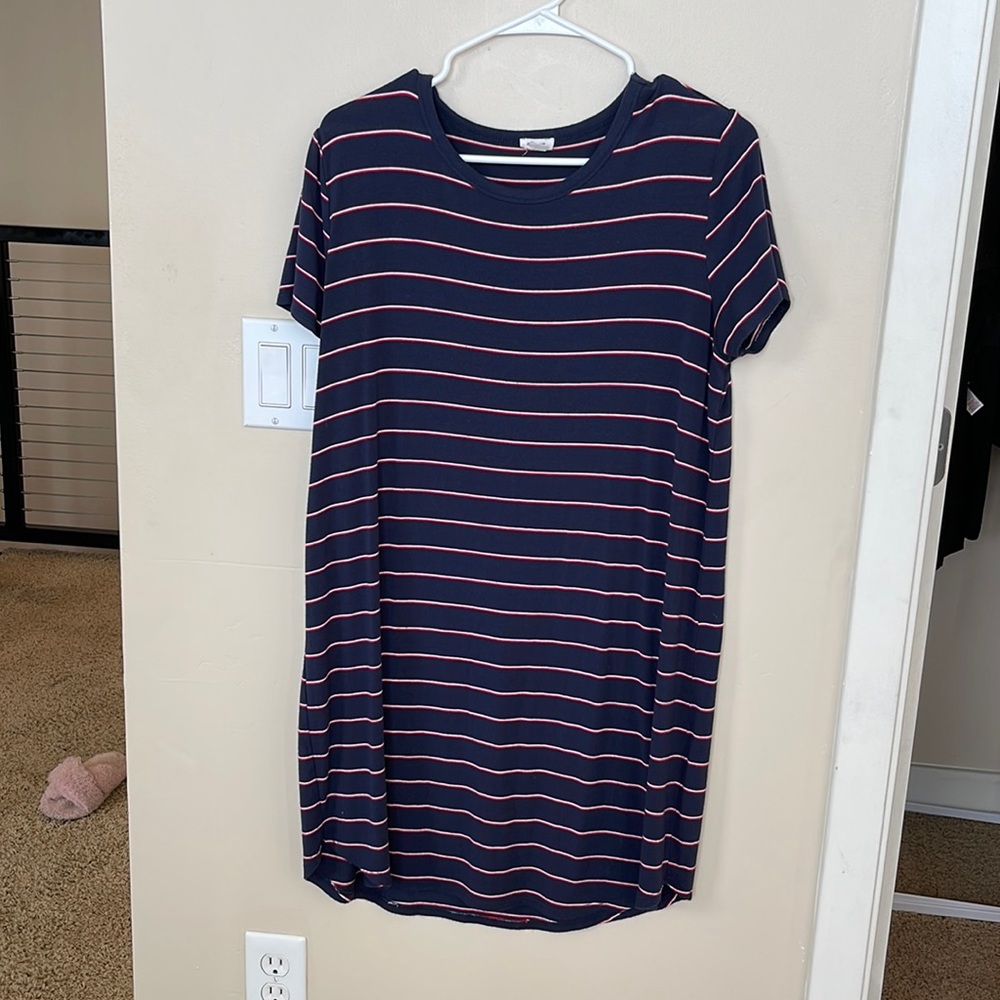 Loose flowy t shirt dress from garage size large